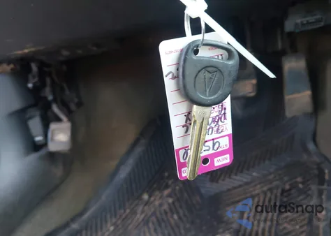 2005 Pontiac Grand Prix z USA, uszkodzony, nr VIN 2G2WP522451253209